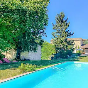 Gasthof L'envolee Sauvage, Livers-Cazelles